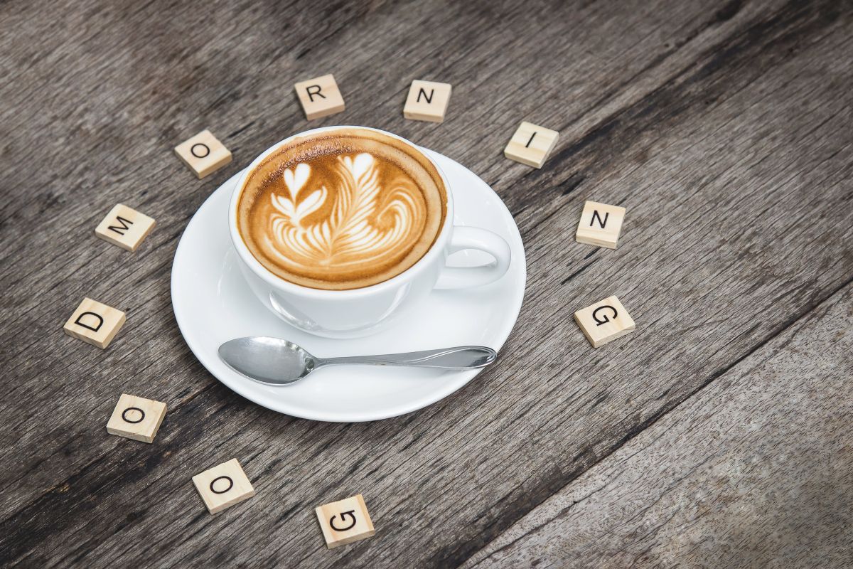 Minum kopi dapat kurangi risiko kematian akibat duduk terlalu lama